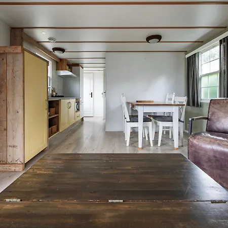 בקתה 42, - - Nature אויסטרוויק