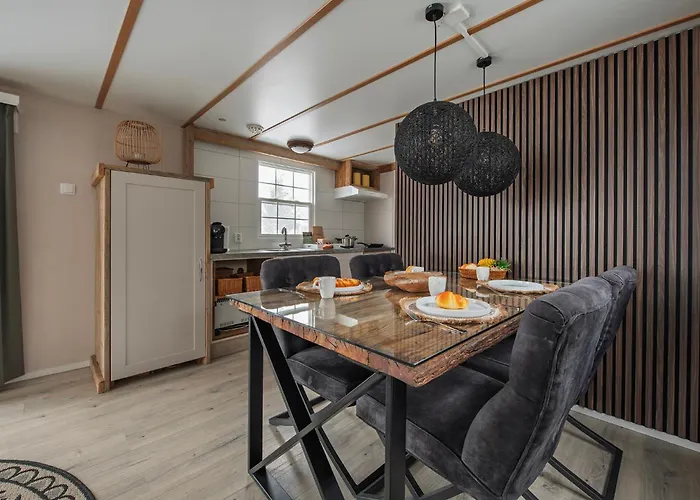 42, - - Nature Σαλέ Oisterwijk