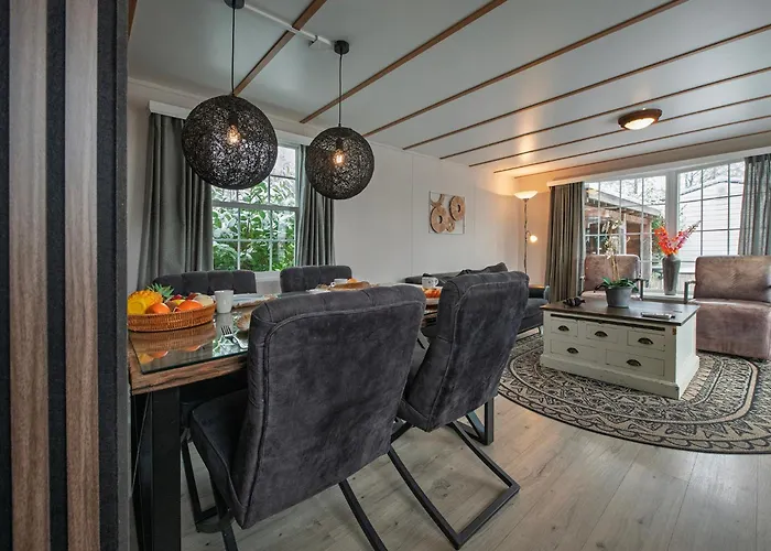 42, - - Nature Σαλέ Oisterwijk